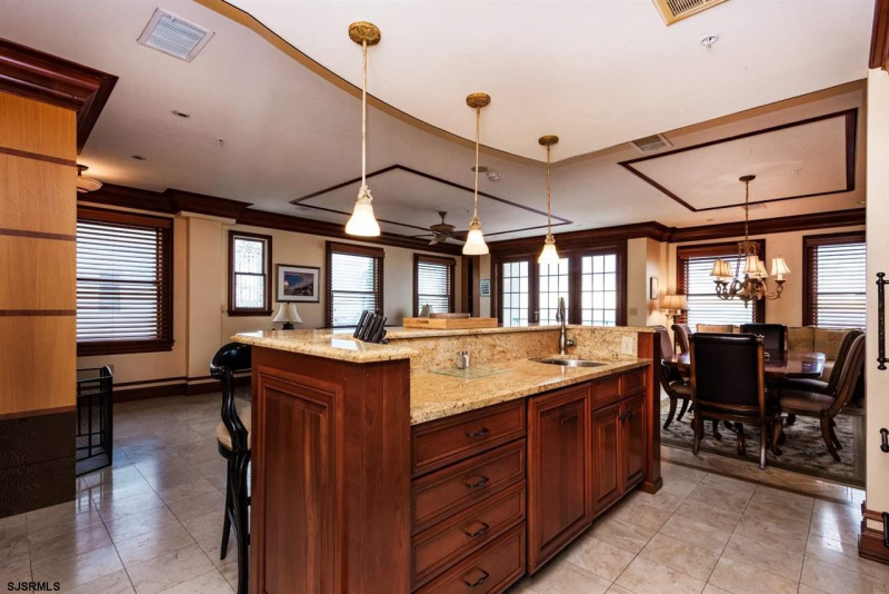 719 11th, Ocean City, New Jersey 08226, 2 Bedrooms Bedrooms, 8 Rooms Rooms,3 BathroomsBathrooms,Condominium,For Sale,11th,531001