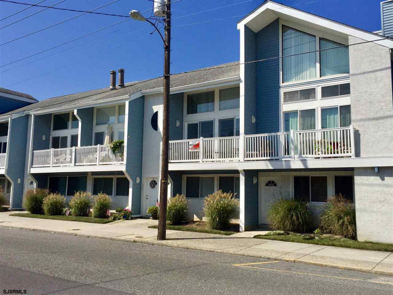 3202 Asbury Ave, Ocean City, New Jersey 08226, 4 Bedrooms Bedrooms, 10 Rooms Rooms,3 BathroomsBathrooms,Condominium,For Sale,Asbury Ave,533594