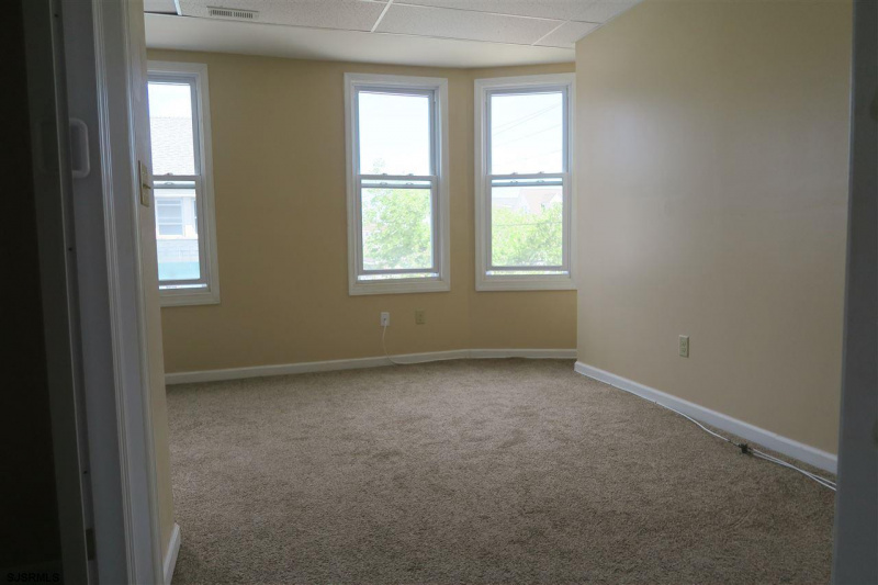 3201 Atlantic, New Jersey 08401, 2 Bedrooms Bedrooms, 3 Rooms Rooms,1 BathroomBathrooms,Rental non-commercial,For Sale,Atlantic,536487