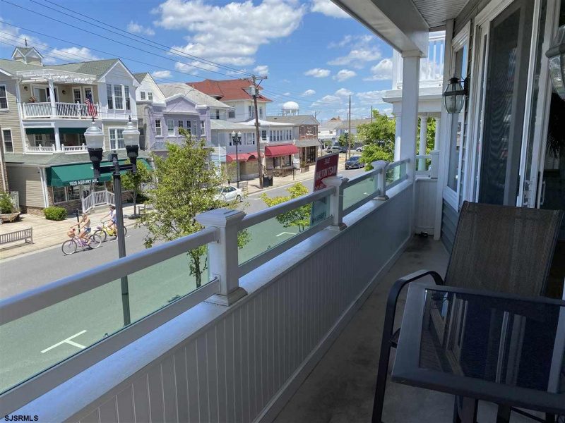 1035 Asbury, Ocean City, New Jersey 08226, 4 Bedrooms Bedrooms, 10 Rooms Rooms,2 BathroomsBathrooms,Condominium,For Sale,Asbury,537138