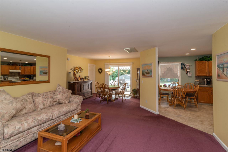 5239 Somers Point Rd, Mays Landing, New Jersey 08330, 5 Bedrooms Bedrooms, 13 Rooms Rooms,3 BathroomsBathrooms,Residential,For Sale,Somers Point Rd,537298