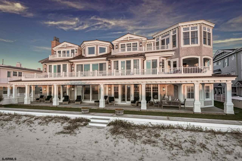 2815 Wesley, Ocean City, New Jersey 08226, 9 Bedrooms Bedrooms, 24 Rooms Rooms,9 BathroomsBathrooms,Residential,For Sale,Wesley,537671