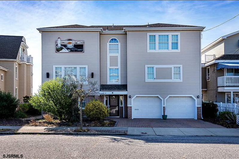 210 Bay Rd, Ocean City, New Jersey 08226, 5 Bedrooms Bedrooms, 15 Rooms Rooms,3 BathroomsBathrooms,Residential,For Sale,Bay Rd,537813