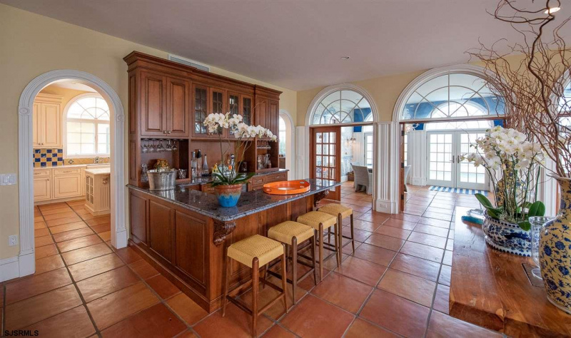1301 Beach Ter, Longport, New Jersey 08403, 6 Bedrooms Bedrooms, 14 Rooms Rooms,7 BathroomsBathrooms,Residential,For Sale,Beach Ter,538350