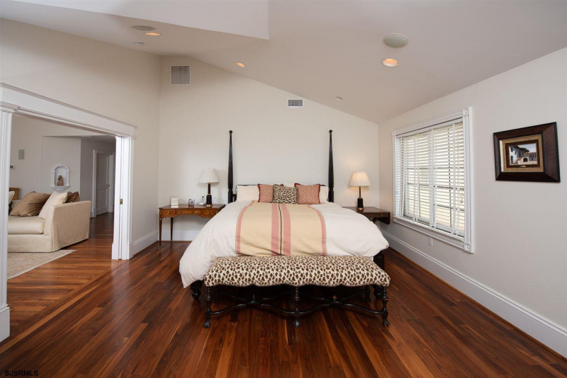 1301 Beach Ter, Longport, New Jersey 08403, 6 Bedrooms Bedrooms, 14 Rooms Rooms,7 BathroomsBathrooms,Residential,For Sale,Beach Ter,538350