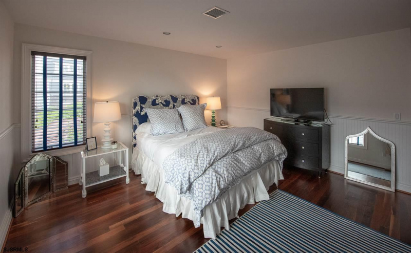 1301 Beach Ter, Longport, New Jersey 08403, 6 Bedrooms Bedrooms, 14 Rooms Rooms,7 BathroomsBathrooms,Residential,For Sale,Beach Ter,538350