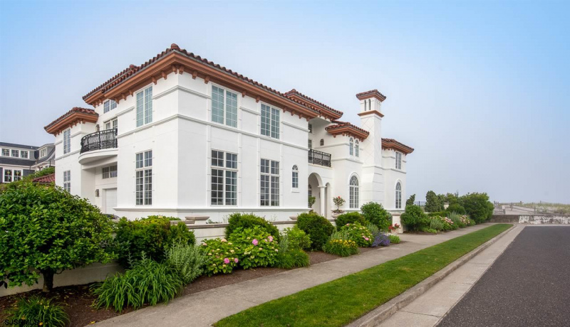 1301 Beach Ter, Longport, New Jersey 08403, 6 Bedrooms Bedrooms, 14 Rooms Rooms,7 BathroomsBathrooms,Residential,For Sale,Beach Ter,538350