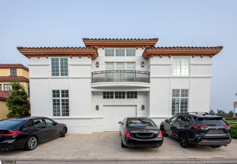 1301 Beach Ter, Longport, New Jersey 08403, 6 Bedrooms Bedrooms, 14 Rooms Rooms,7 BathroomsBathrooms,Residential,For Sale,Beach Ter,538350