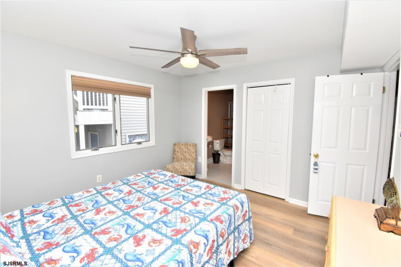 4000 Asbury, Ocean City, New Jersey 08226, 4 Bedrooms Bedrooms, 8 Rooms Rooms,2 BathroomsBathrooms,Condominium,For Sale,Asbury,538425