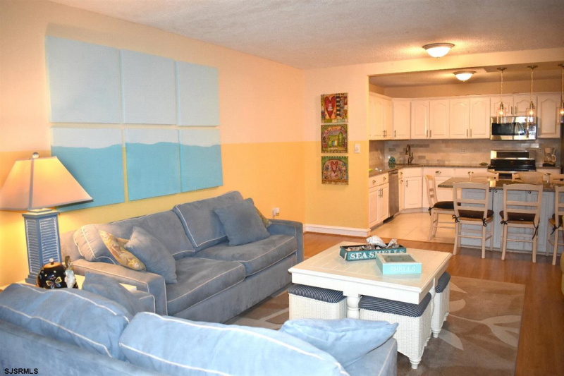 935 Ocean, Ocean City, New Jersey 08226, 3 Bedrooms Bedrooms, 5 Rooms Rooms,2 BathroomsBathrooms,Condominium,For Sale,Ocean,538494