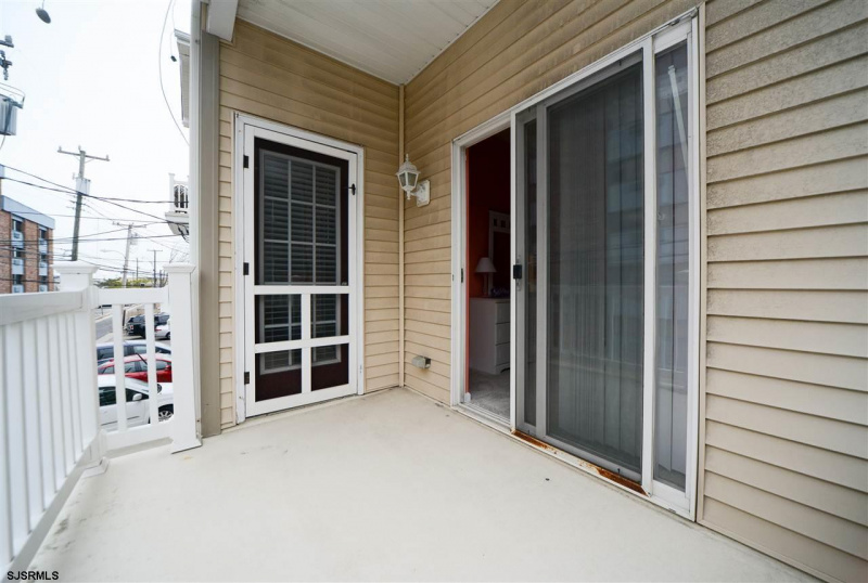 642b Asbury Avenue, Ocean City, New Jersey 08226, 3 Bedrooms Bedrooms, 6 Rooms Rooms,2 BathroomsBathrooms,Condominium,For Sale,Asbury Avenue,538544