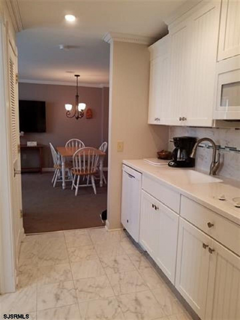 719 11th Street, #601, Ocean City, New Jersey 08226, 1 Bedroom Bedrooms, 5 Rooms Rooms,1 BathroomBathrooms,Condominium,For Sale,11th Street, #601,538615