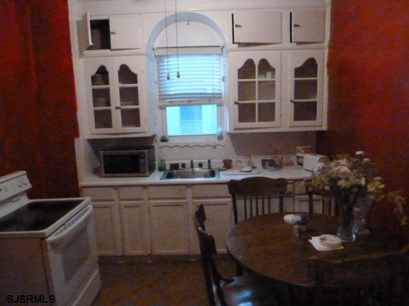 130 CHURCH STREET, New Jersey 08201, 2 Bedrooms Bedrooms, 5 Rooms Rooms,1 BathroomBathrooms,Rental non-commercial,For Sale,CHURCH STREET,538913