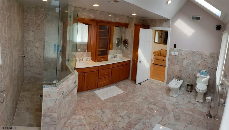 1800 Ocean Ave, Brigantine, New Jersey 08203, 4 Bedrooms Bedrooms, 9 Rooms Rooms,4 BathroomsBathrooms,Residential,For Sale,Ocean Ave,538943
