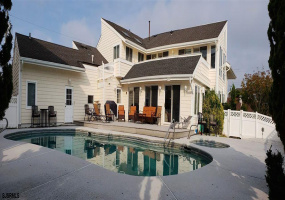 1800 Ocean Ave, Brigantine, New Jersey 08203, 4 Bedrooms Bedrooms, 9 Rooms Rooms,4 BathroomsBathrooms,Residential,For Sale,Ocean Ave,538943