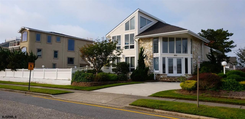 1800 Ocean Ave, Brigantine, New Jersey 08203, 4 Bedrooms Bedrooms, 9 Rooms Rooms,4 BathroomsBathrooms,Residential,For Sale,Ocean Ave,538943