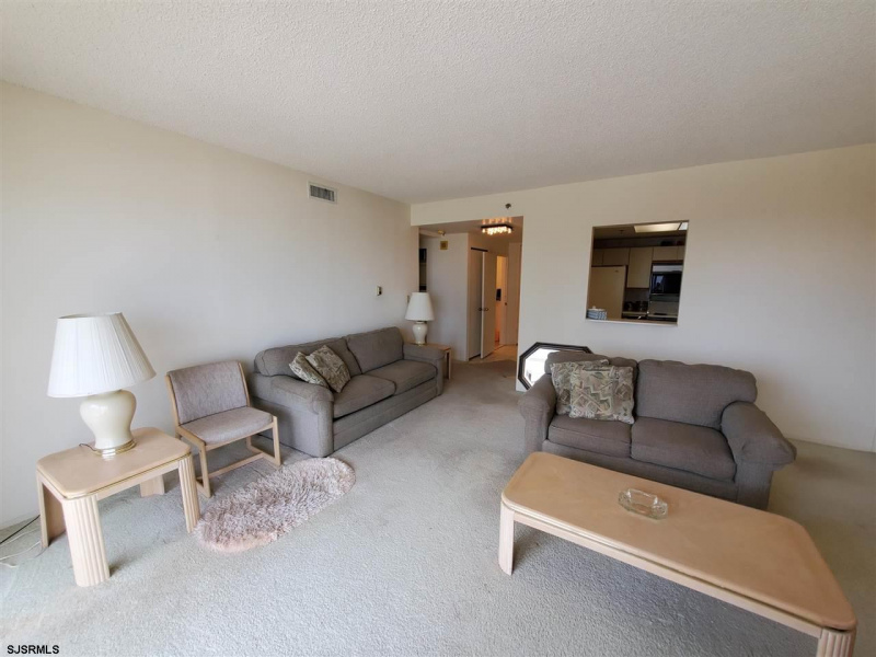 3101 Boardwalk, Atlantic City, New Jersey 08401, 1 Bedroom Bedrooms, 5 Rooms Rooms,1 BathroomBathrooms,Condominium,For Sale,Boardwalk,538930