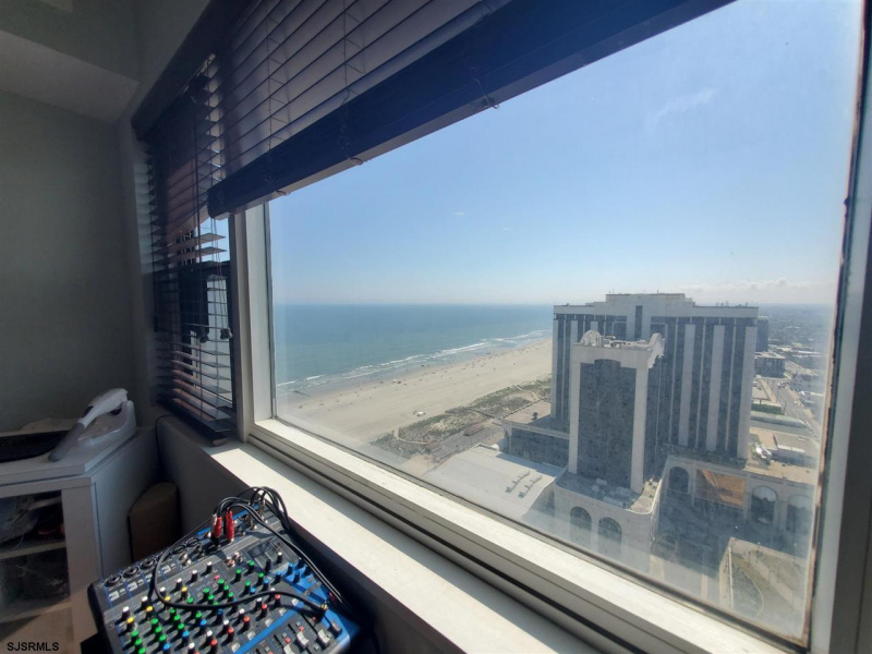 3101 Boardwalk, Atlantic City, New Jersey 08401, 1 Bedroom Bedrooms, 5 Rooms Rooms,1 BathroomBathrooms,Condominium,For Sale,Boardwalk,538947