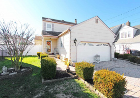 310 Lafayette, Ventnor, New Jersey 08406, 4 Bedrooms Bedrooms, 9 Rooms Rooms,2 BathroomsBathrooms,Residential,For Sale,Lafayette,538952