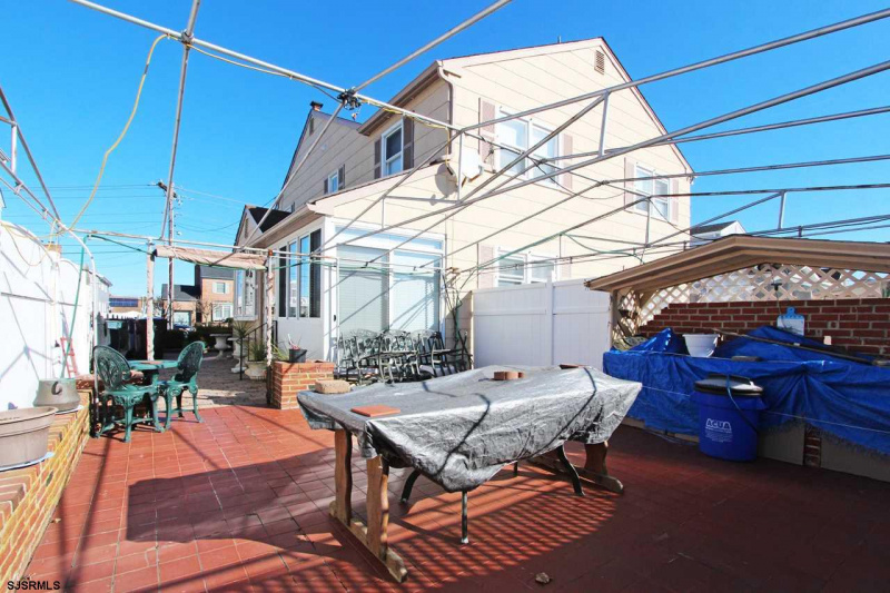 310 Lafayette, Ventnor, New Jersey 08406, 4 Bedrooms Bedrooms, 9 Rooms Rooms,2 BathroomsBathrooms,Residential,For Sale,Lafayette,538952