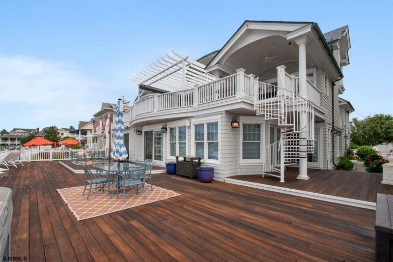 212 Atlantic, Ocean City, New Jersey 08226, 5 Bedrooms Bedrooms, 12 Rooms Rooms,4 BathroomsBathrooms,Residential,For Sale,Atlantic,538994