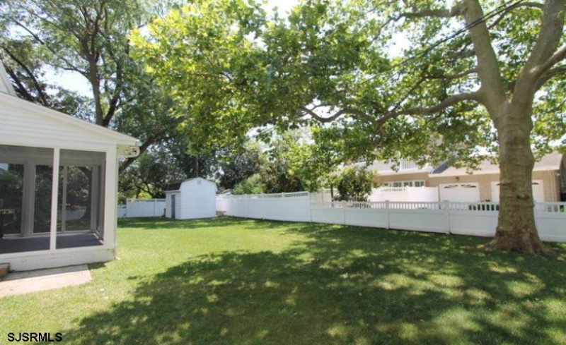 101 Country Club, Linwood, New Jersey 08221, 4 Bedrooms Bedrooms, 10 Rooms Rooms,2 BathroomsBathrooms,Residential,For Sale,Country Club,539015