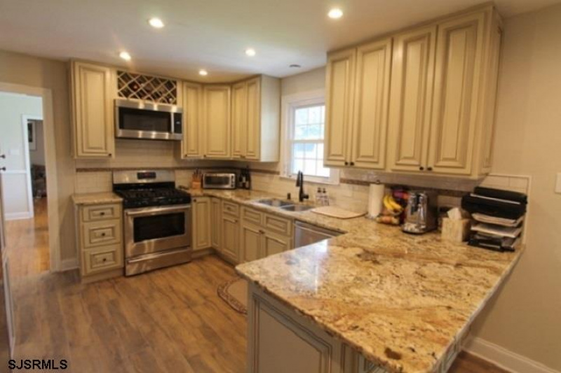 101 Country Club, Linwood, New Jersey 08221, 4 Bedrooms Bedrooms, 10 Rooms Rooms,2 BathroomsBathrooms,Residential,For Sale,Country Club,539015