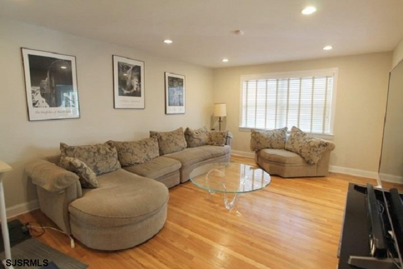 101 Country Club, Linwood, New Jersey 08221, 4 Bedrooms Bedrooms, 10 Rooms Rooms,2 BathroomsBathrooms,Residential,For Sale,Country Club,539015