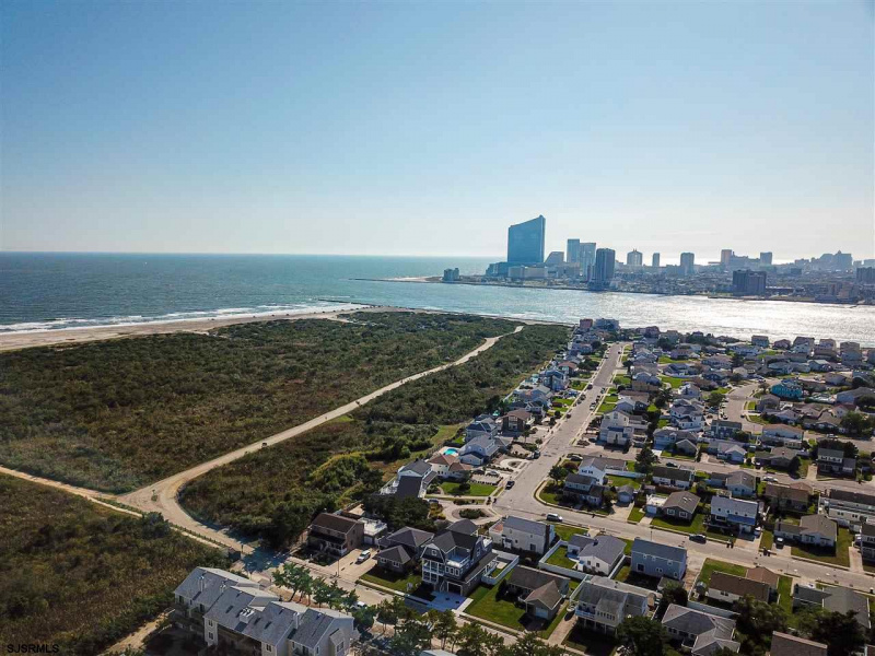 14 Seaside, Brigantine, New Jersey 08203, 6 Bedrooms Bedrooms, 9 Rooms Rooms,4 BathroomsBathrooms,Residential,For Sale,Seaside,539029