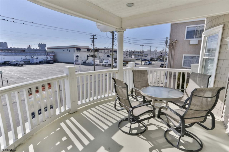 1314 Ocean, Ocean City, New Jersey 08226, 4 Bedrooms Bedrooms, 9 Rooms Rooms,3 BathroomsBathrooms,Condominium,For Sale,Ocean,539016