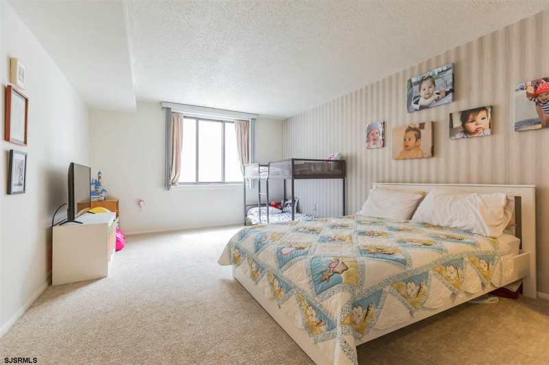 100 Berkley Sq, Atlantic City, New Jersey 08401, 2 Bedrooms Bedrooms, 7 Rooms Rooms,2 BathroomsBathrooms,Condominium,For Sale,Berkley Sq,539037