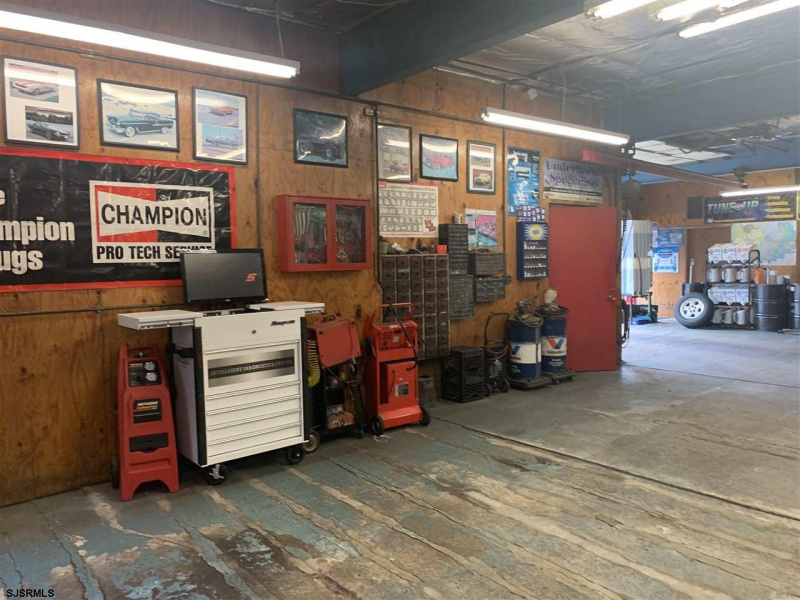 19 Lincoln, Egg Harbor Township, New Jersey 08234, ,Commercial/industrial,For Sale,Lincoln,539048