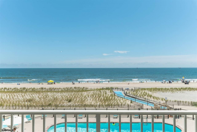 111 16th, Longport, New Jersey 08403-1050, 1 Bedroom Bedrooms, 4 Rooms Rooms,1 BathroomBathrooms,Condominium,For Sale,16th,539107