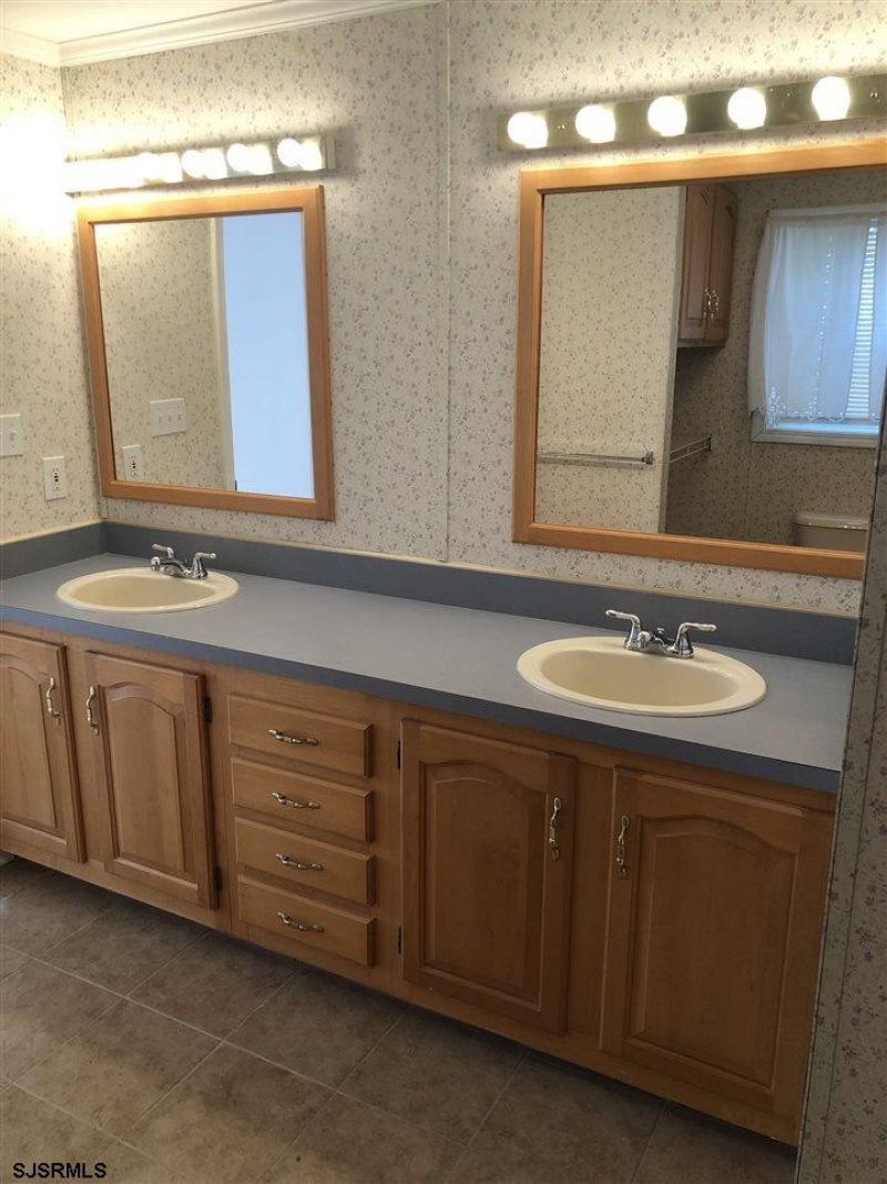 67 Hickory Ln, Mays Landing, New Jersey 08317, 2 Bedrooms Bedrooms, 5 Rooms Rooms,2 BathroomsBathrooms,Residential,For Sale,Hickory Ln,539138