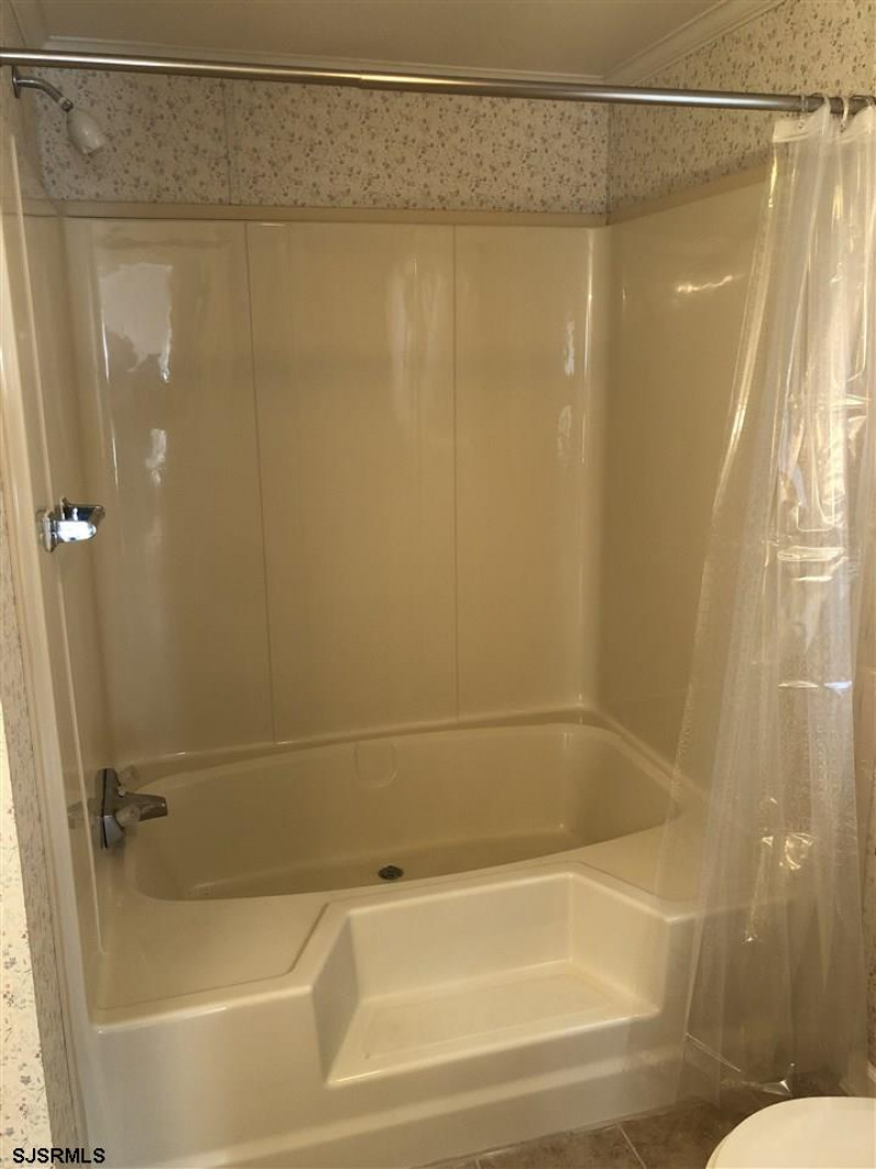 67 Hickory Ln, Mays Landing, New Jersey 08317, 2 Bedrooms Bedrooms, 5 Rooms Rooms,2 BathroomsBathrooms,Residential,For Sale,Hickory Ln,539138