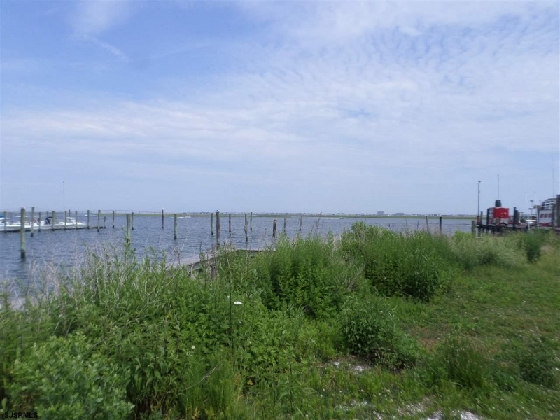 924 Bay, Somers Point, New Jersey 08244, ,Lots/land,For Sale,Bay,539151