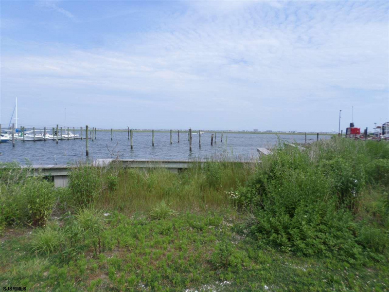 924 Bay, Somers Point, New Jersey 08244, ,Lots/land,For Sale,Bay,539152