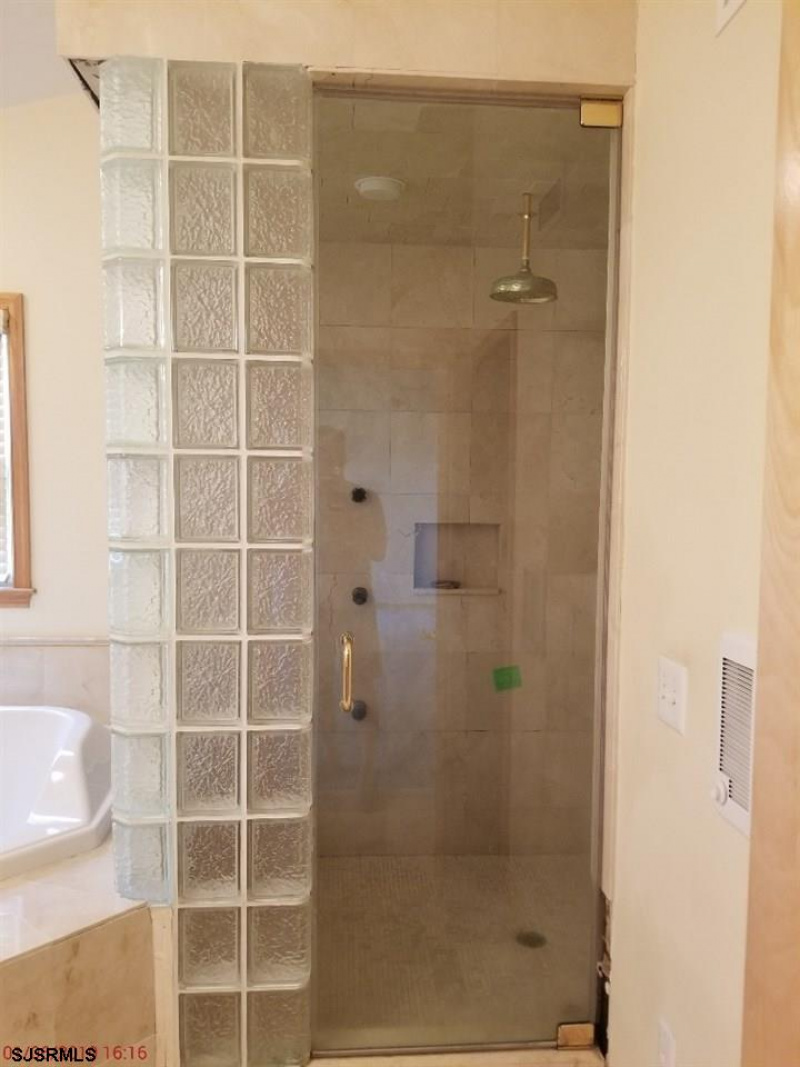 103 Belhaven, Linwood, New Jersey 08221, 7 Bedrooms Bedrooms, 12 Rooms Rooms,4 BathroomsBathrooms,Residential,For Sale,Belhaven,539218