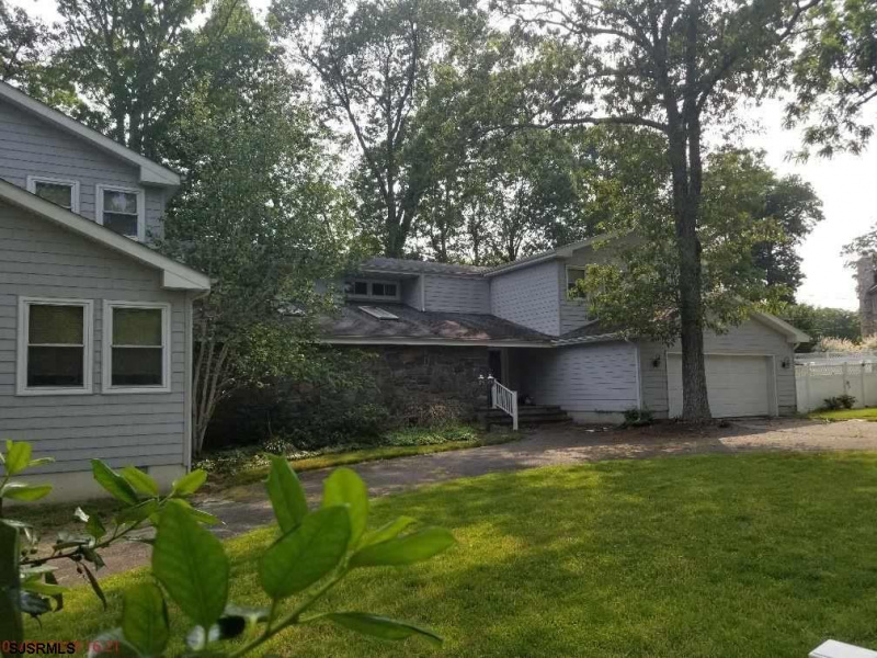 103 Belhaven, Linwood, New Jersey 08221, 7 Bedrooms Bedrooms, 12 Rooms Rooms,4 BathroomsBathrooms,Residential,For Sale,Belhaven,539218
