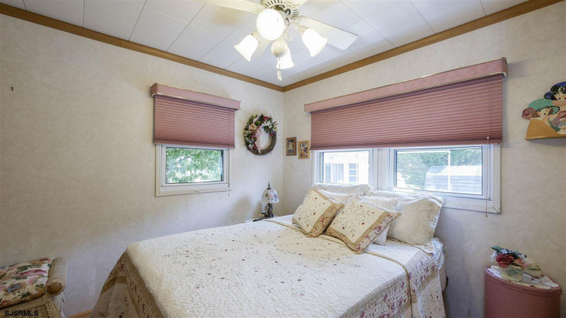 189 Lake, Marmora, New Jersey 08223, 1 Bedroom Bedrooms, 4 Rooms Rooms,1 BathroomBathrooms,Residential,For Sale,Lake,539228