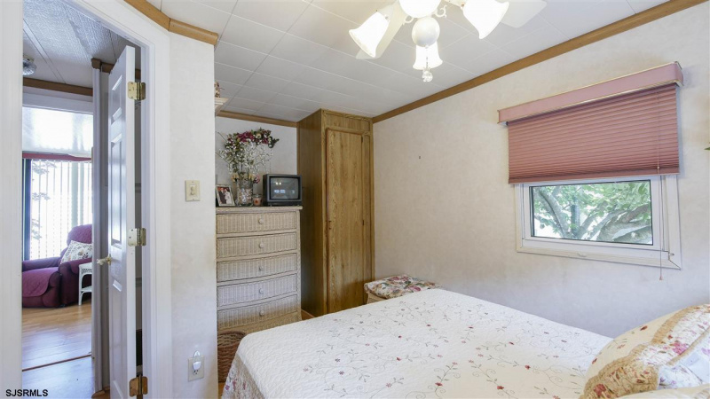 189 Lake, Marmora, New Jersey 08223, 1 Bedroom Bedrooms, 4 Rooms Rooms,1 BathroomBathrooms,Residential,For Sale,Lake,539228