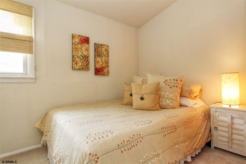 7 Point, Somers Point, New Jersey 08244, 3 Bedrooms Bedrooms, 6 Rooms Rooms,1 BathroomBathrooms,Residential,For Sale,Point,539209