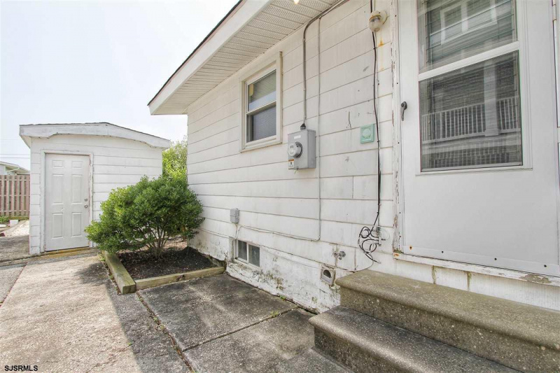 7 Point, Somers Point, New Jersey 08244, 3 Bedrooms Bedrooms, 6 Rooms Rooms,1 BathroomBathrooms,Residential,For Sale,Point,539209