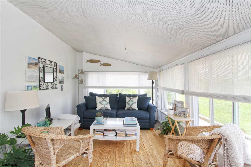 7 Point, Somers Point, New Jersey 08244, 3 Bedrooms Bedrooms, 6 Rooms Rooms,1 BathroomBathrooms,Residential,For Sale,Point,539209