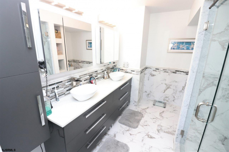 849 Massachusetts, Atlantic City, New Jersey 08401-2730, 4 Bedrooms Bedrooms, 9 Rooms Rooms,3 BathroomsBathrooms,Residential,For Sale,Massachusetts,539248
