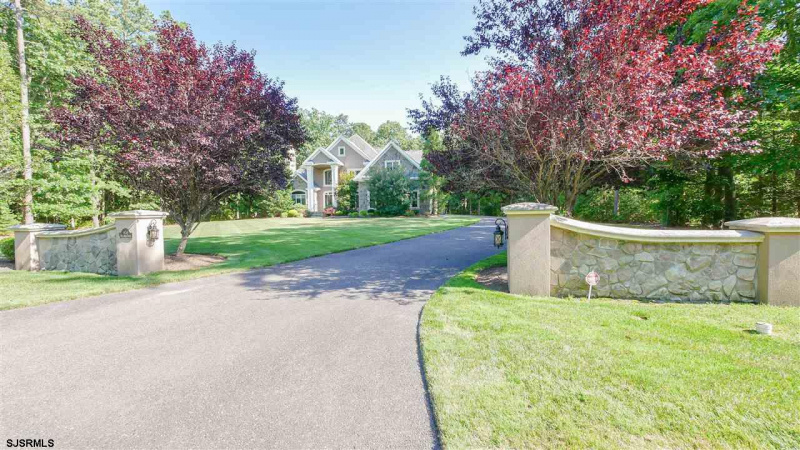 600 DEER RUN COURT, Galloway Township, New Jersey 08205, 5 Bedrooms Bedrooms, 10 Rooms Rooms,3 BathroomsBathrooms,Residential,For Sale,DEER RUN COURT,539262
