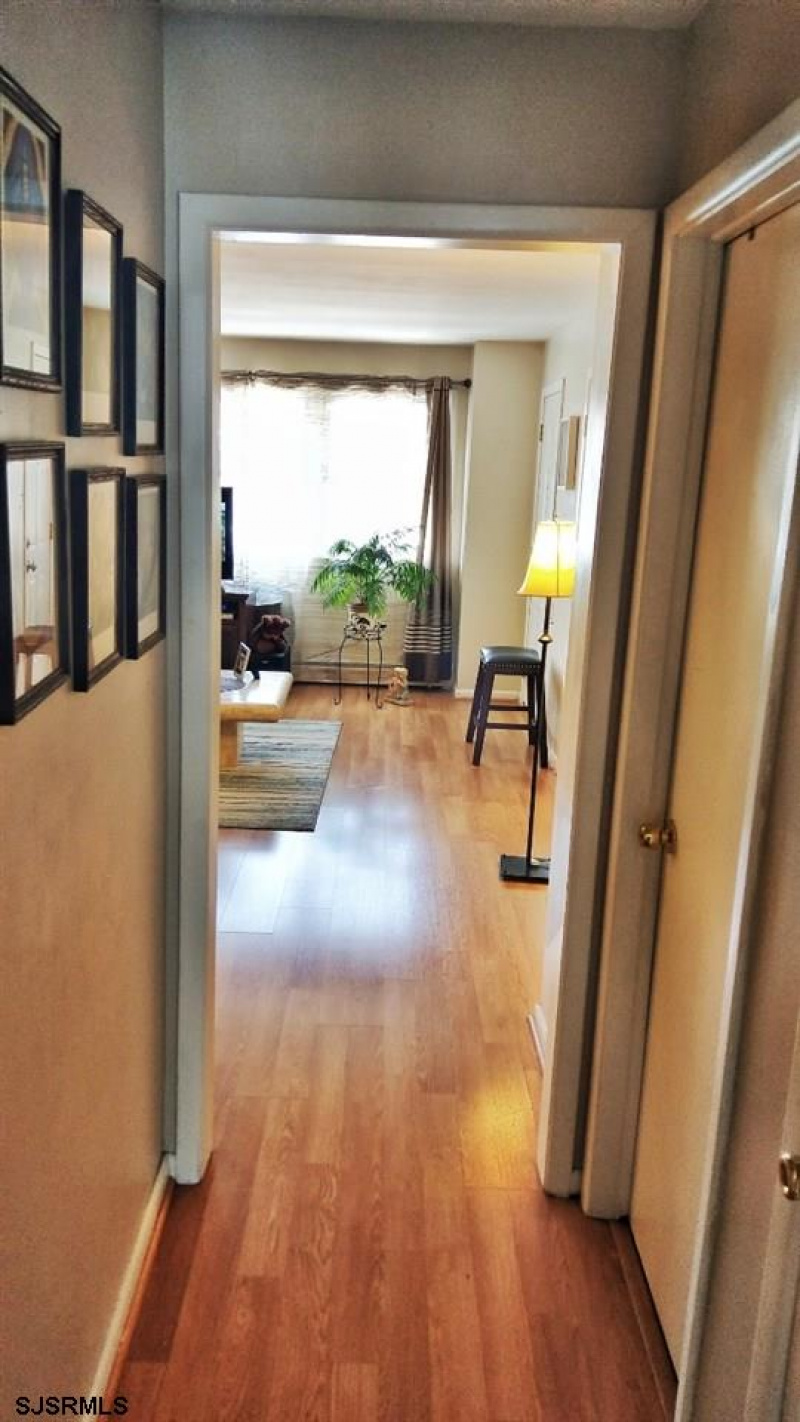 709 Oxford, Ventnor Heights, New Jersey 08406, 1 Bedroom Bedrooms, 4 Rooms Rooms,1 BathroomBathrooms,Condominium,For Sale,Oxford,539257