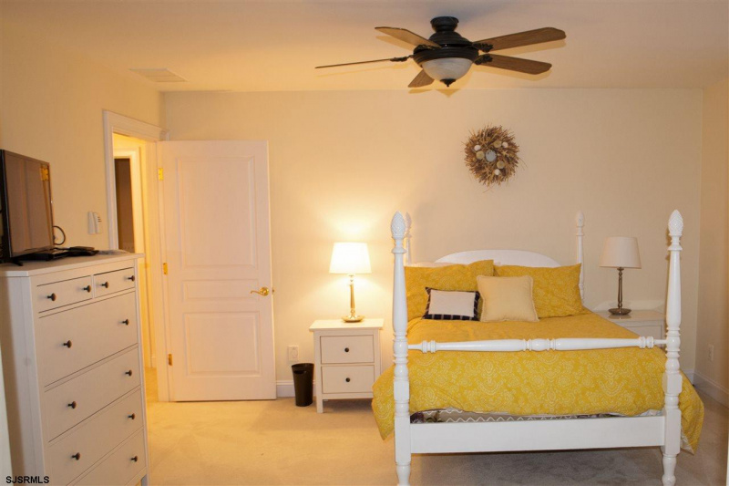 20 Heald Rd, Brigantine, New Jersey 08203, 7 Bedrooms Bedrooms, 12 Rooms Rooms,3 BathroomsBathrooms,Residential,For Sale,Heald Rd,539318