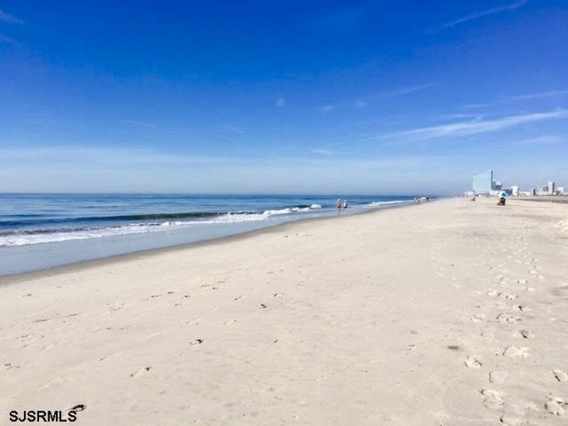 20 Heald Rd, Brigantine, New Jersey 08203, 7 Bedrooms Bedrooms, 12 Rooms Rooms,3 BathroomsBathrooms,Residential,For Sale,Heald Rd,539318