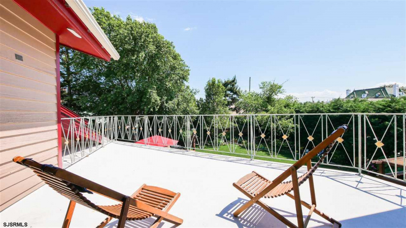 20 Dudley, Ventnor, New Jersey 08406, 4 Bedrooms Bedrooms, 10 Rooms Rooms,3 BathroomsBathrooms,Residential,For Sale,Dudley,539337